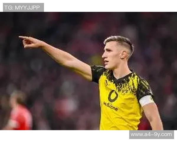 施洛特贝克背后铲踢科瓦奇称情况严重仅获黄牌引发争议